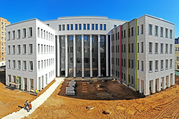 Строим здание медецинского центра